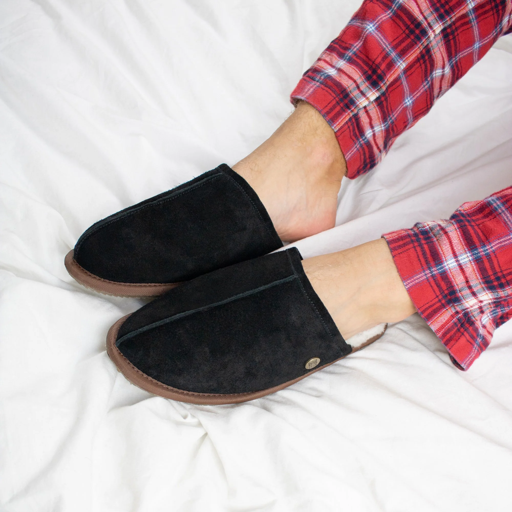 Men's Black Sheepskin Slippers - Image 2